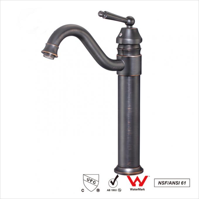 L'huile a frotté le robinet de mélangeur en bronze de l'eau, robinet concret de bassin de Chrome